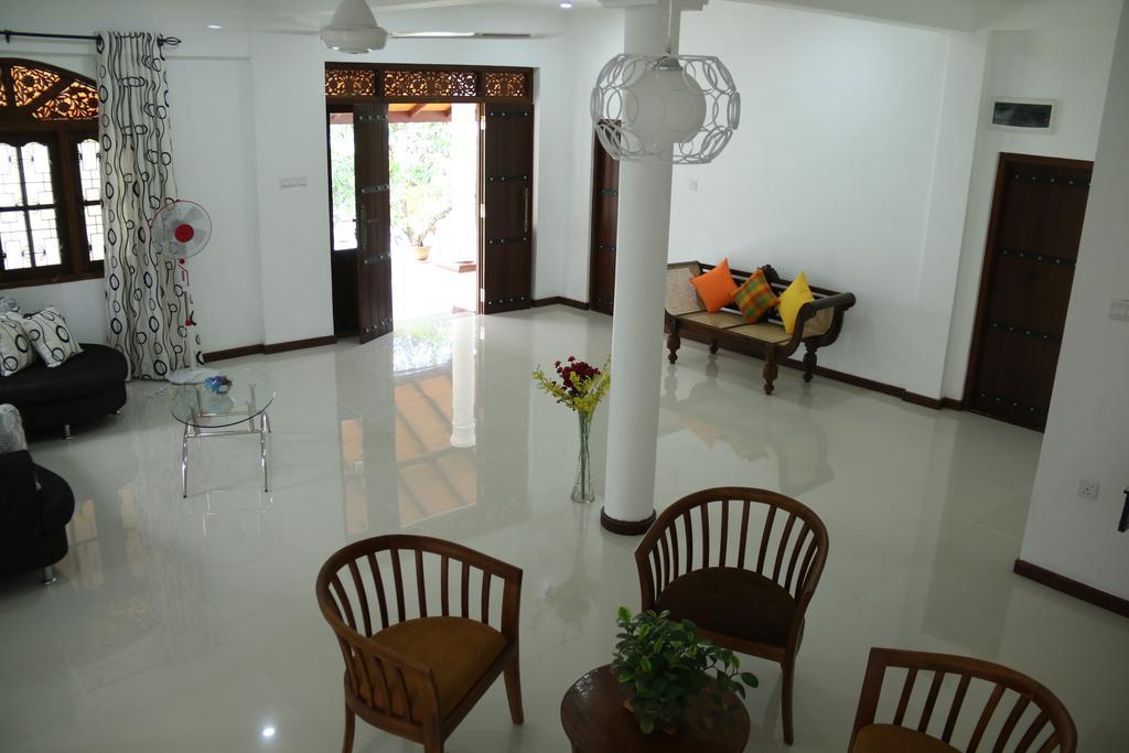Nivahana Homestay Kandy Extérieur photo