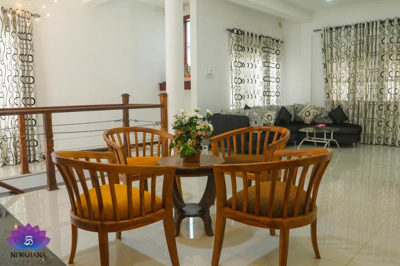 Nivahana Homestay Kandy Extérieur photo