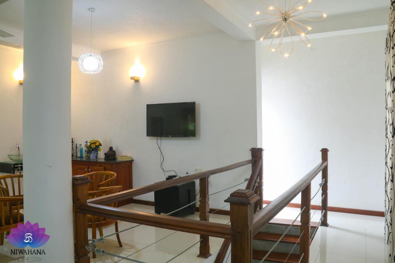 Nivahana Homestay Kandy Extérieur photo