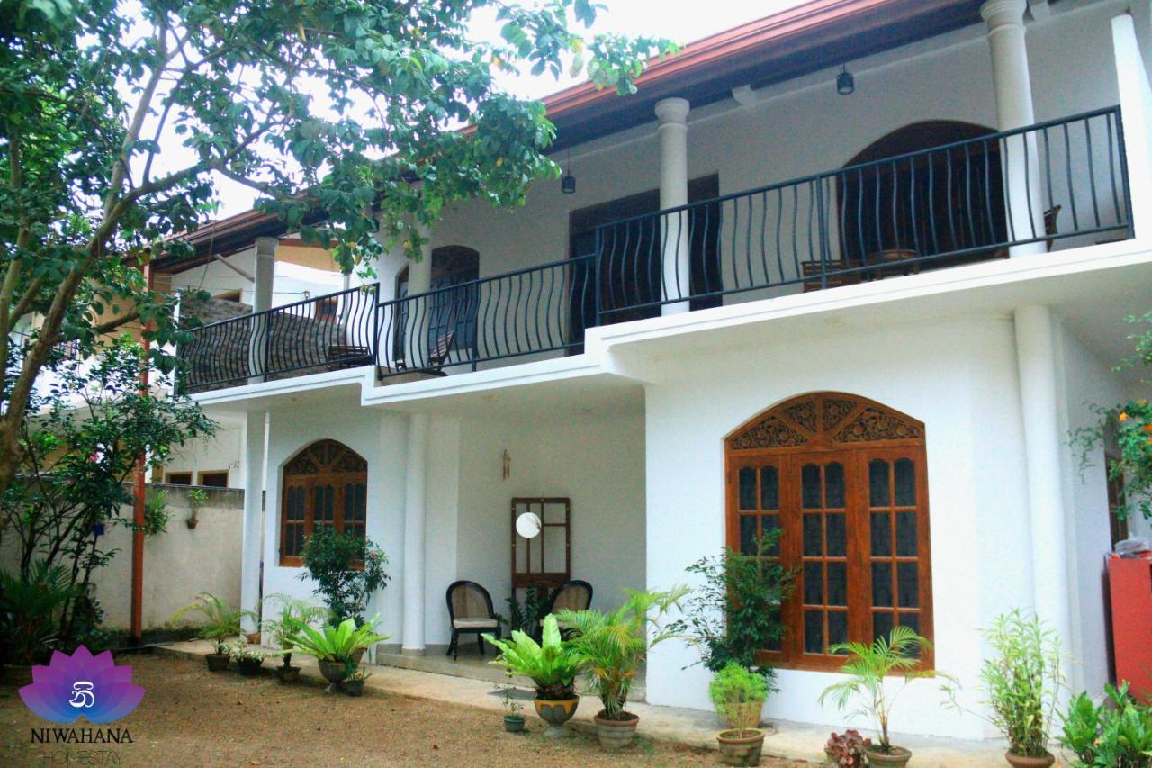 Nivahana Homestay Kandy Extérieur photo