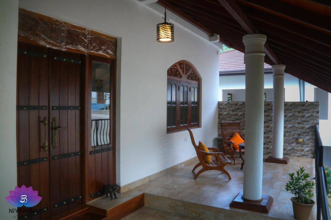Nivahana Homestay Kandy Extérieur photo