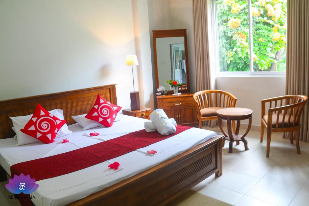 Nivahana Homestay Kandy Extérieur photo
