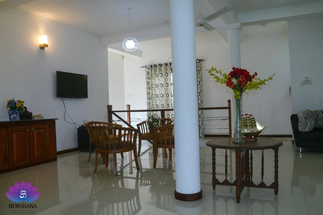 Nivahana Homestay Kandy Extérieur photo