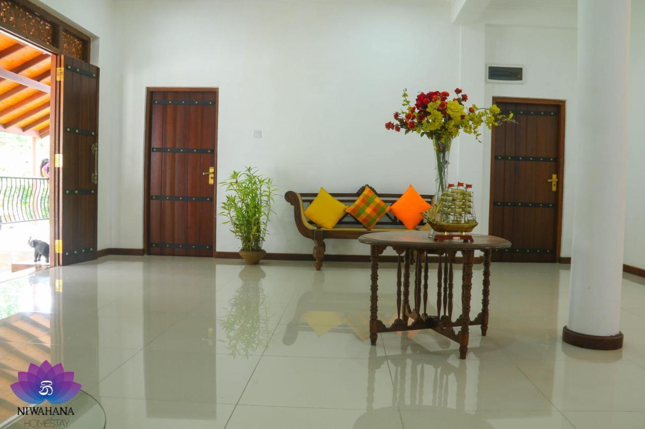 Nivahana Homestay Kandy Extérieur photo